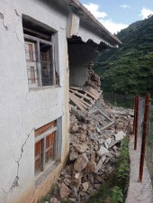 युद्धस्तरमा बझाङ भूकम्प पीडितहरुको उद्धार र राहत कार्यमा जुट्न कांग्रेसको माग