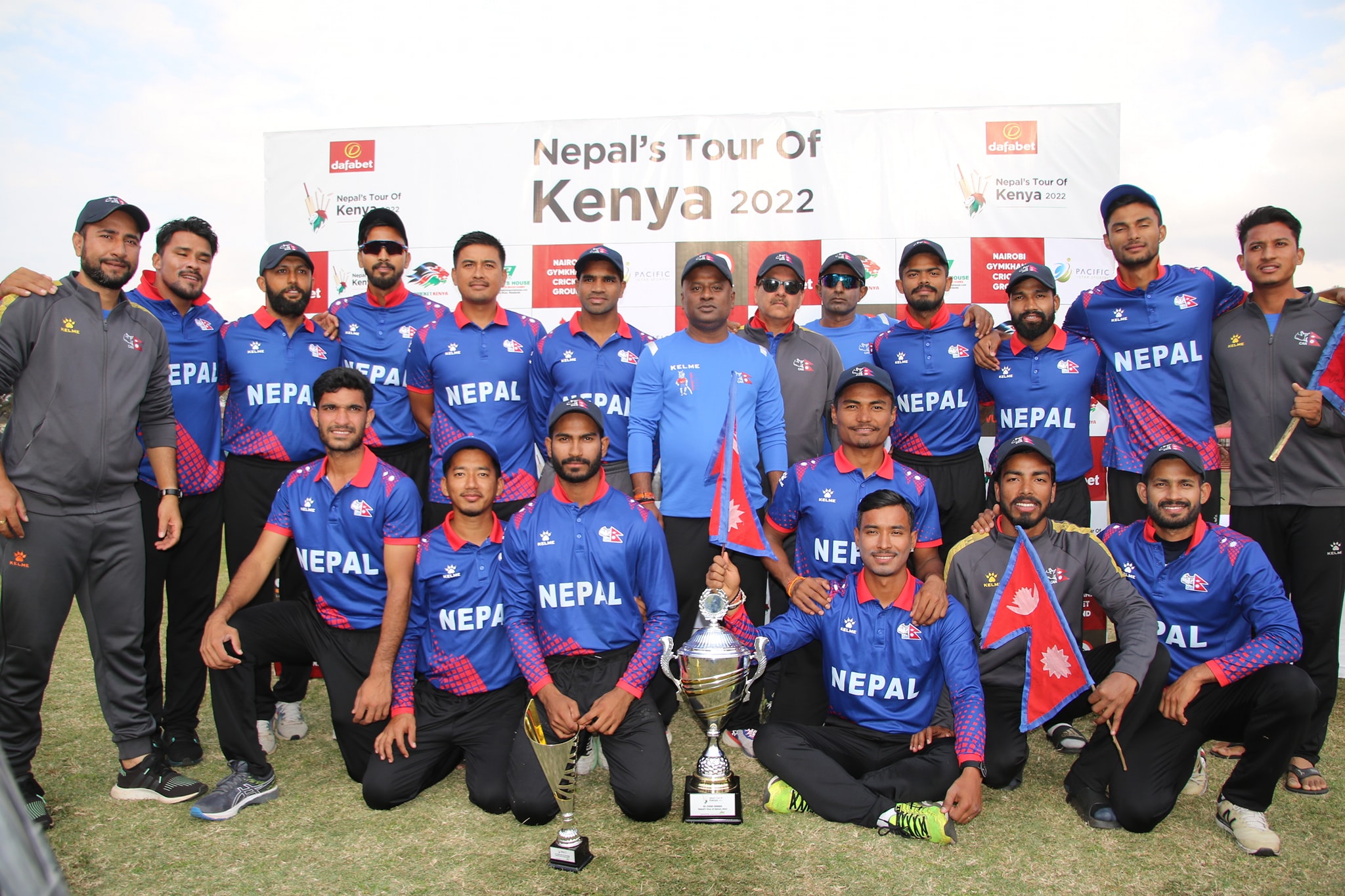 स्वदेश फर्कियो नेपाली क्रिकेट टोली