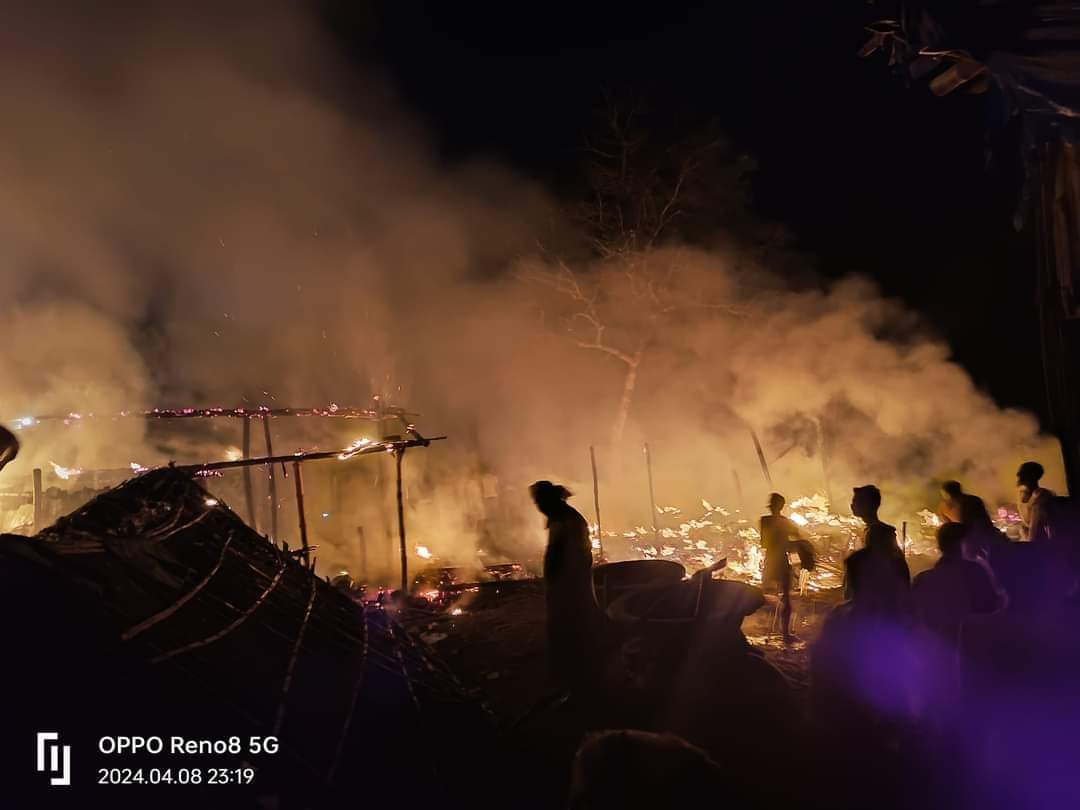 राैतहटमा आगलागी, ३ घर गोठ ७ चौपाया जलेर नष्ट, १० लाख बढीको क्षती