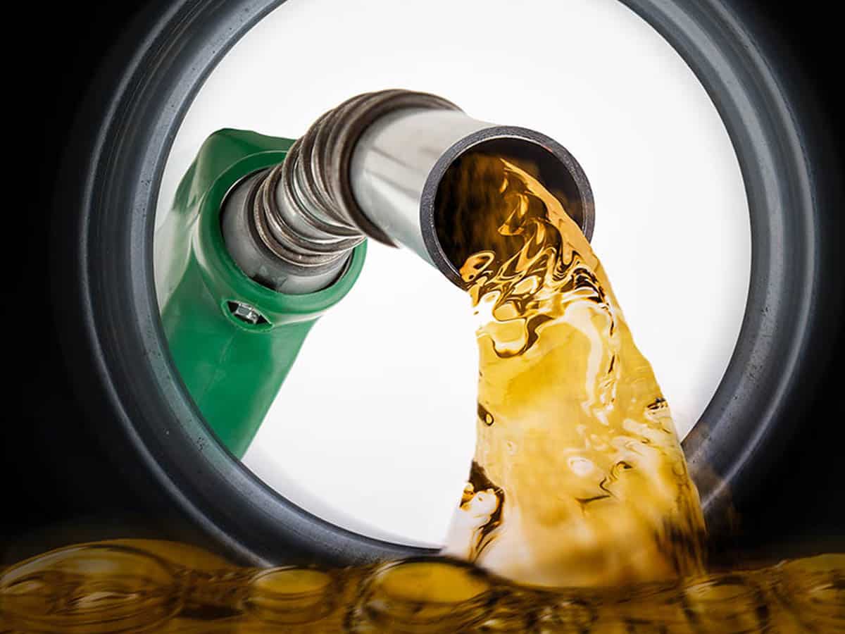 एक महिनामा दोस्रो पटक मूल्य बढ्दा कति पुग्यो पेट्रोलियम पदार्थको मूल्य ?